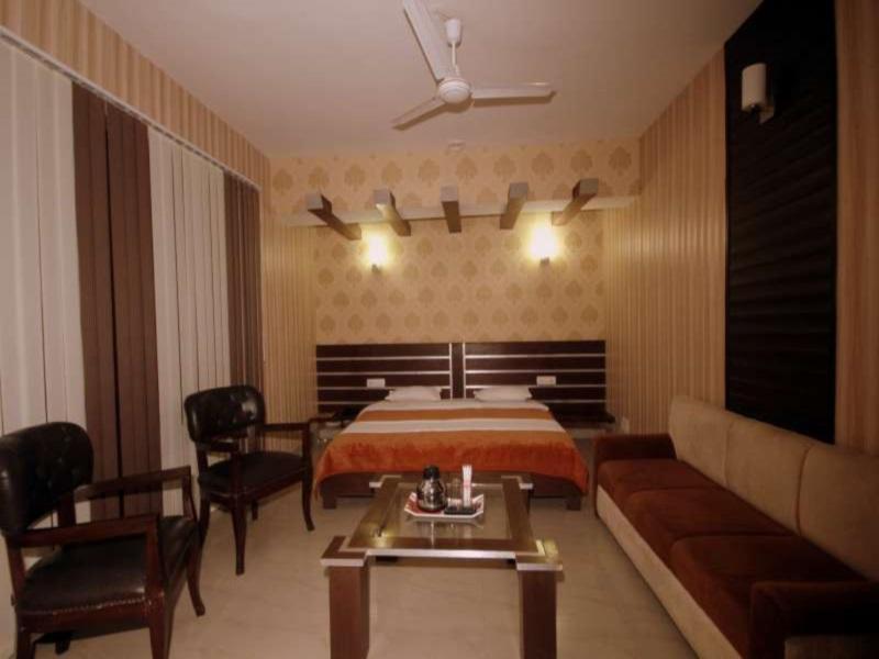 Hotel Natraj Manali Dharamshala Exterior foto